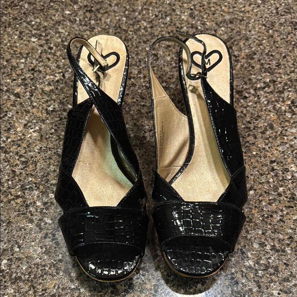 Elegant Black Madeline Brand Heels with Glossy Finish